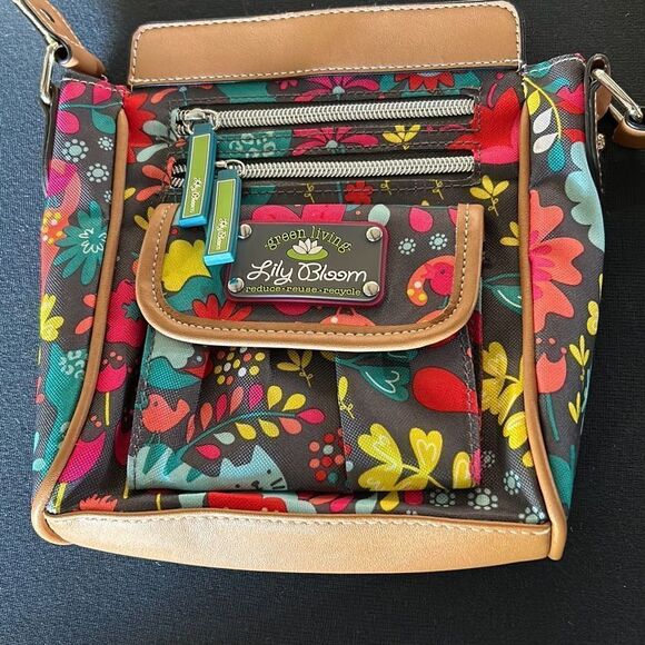 Lily Bloom Crossbody Bag NEW - Picture 1 of 5